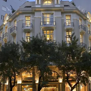 the-excelsior-small-luxury-hotels-of-the-world.hotelschalkidiki.net/